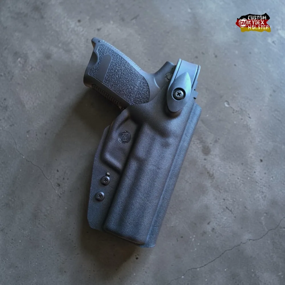 Preview: GM DUTY OWB Kydex Holster LVL 2 GEN1 für Heckler & Koch P8A1 in Schwarz – Dienstholster mit aktiver Daumensicherung, passgenau für die Bundeswehr-Dienstpistole.