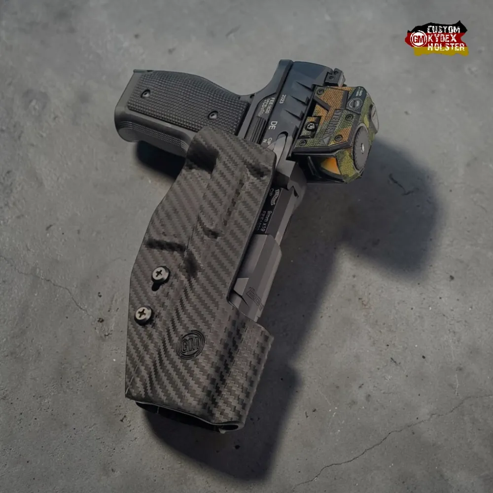 Preview: Seitenansicht des GM SPORT OWB Holsters für Walther PDP Steel Frame in Carbon-Schwarz – Schlankes Kydex-Design für den Schießsport.