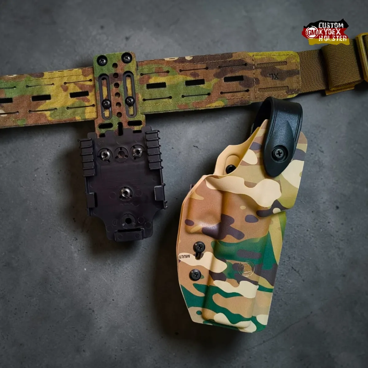 GM DUTY OWB Kydex Holster LVL 2 GEN2 für Glock Modelle in Multicam, Professionelles Dienstholster mit zusätzlicher Sicherung Optik und Safariland QLS ready.